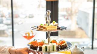 A Lively April Afternoon Tea! foto