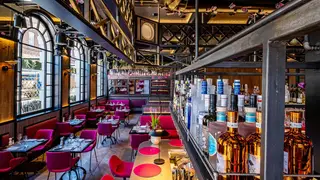 A photo of Magenta restaurant