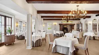 A photo of Restaurant Le Hatley - Manoir Hovey restaurant