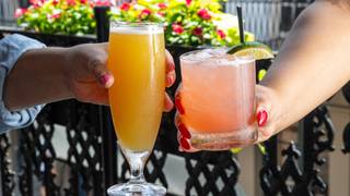 Celebrate Mother's Day at Curio! foto