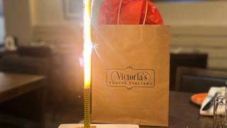 Celebration Gift Bag and Dessert! foto