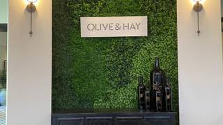 Una foto del restaurante Olive and Hay