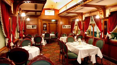 1890s  Restaurant-ing through history