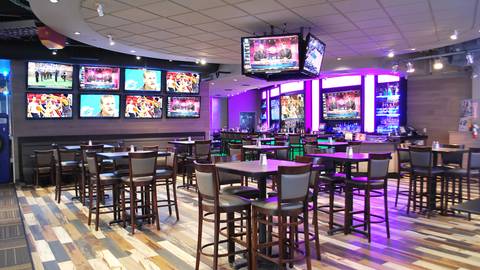 sports bar miami gardens