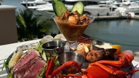 Deep Lagoon Seafood & Oyster House - Marco Island Restaurant