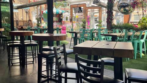 Tour Paradise Park, Wicker Park's new pizza patio and bar on North Avenue  from the owners of Homeslice/Happy Camper - Eater Chicago