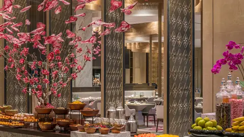 Four Seasons Hotel Kuala Lumpur Collaborates with Renowned