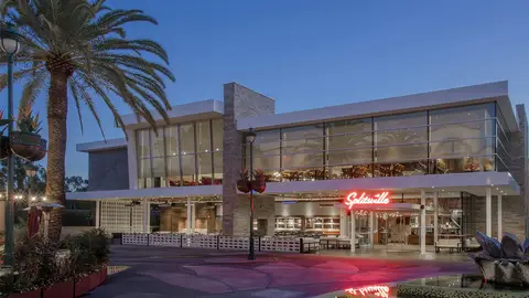 Tour of Splitsville Luxury Lanes at Downtown Disney District at