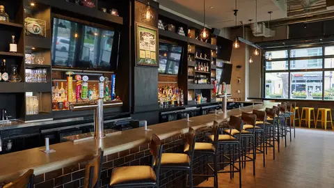 Top Mix Bar and Kitchen JP Restaurant - Boston, MA