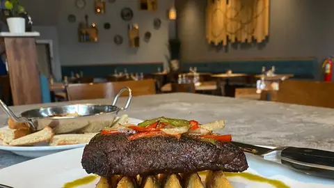 Big Shots Kitchen and Bar - Restaurant in Peachtree City