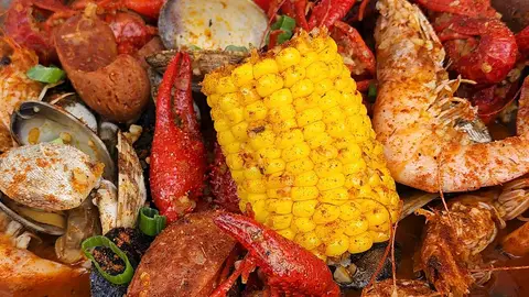 Southern Boyz Crawfish, Shrimp and Crab Boil