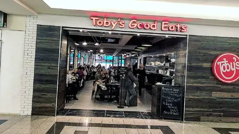 Toby's Good Eats Restaurant - Hamilton, ON