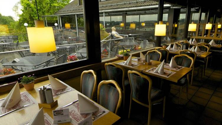 Gut Jagerhof Erkrath Nw Opentable