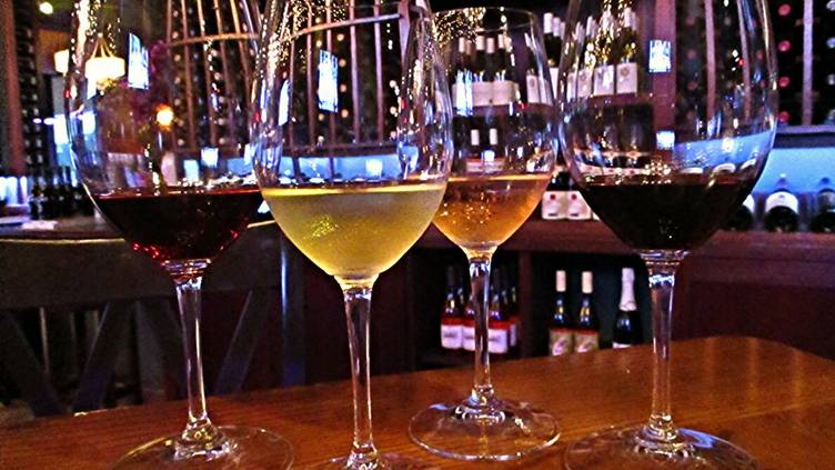 The Vineyard Wine Bar & Bistro - Orlando