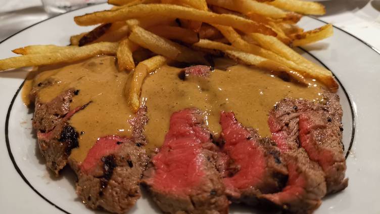 Medium Rare - Arlington | Virginia, United States - Venue Report