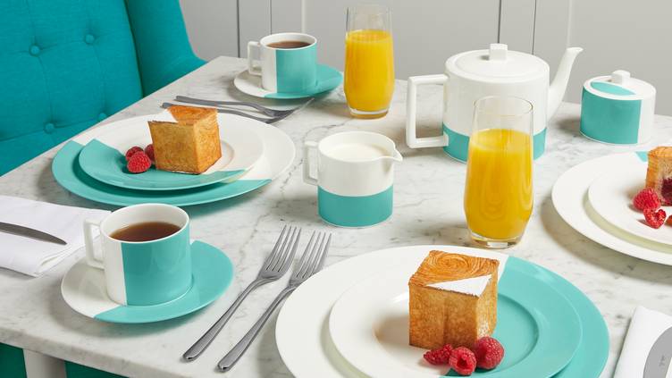 Tiffany & Co. is opening a Blue Box Cafe in Orange County - Los