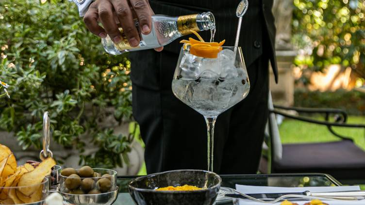 hotel parigi milano aperitivo