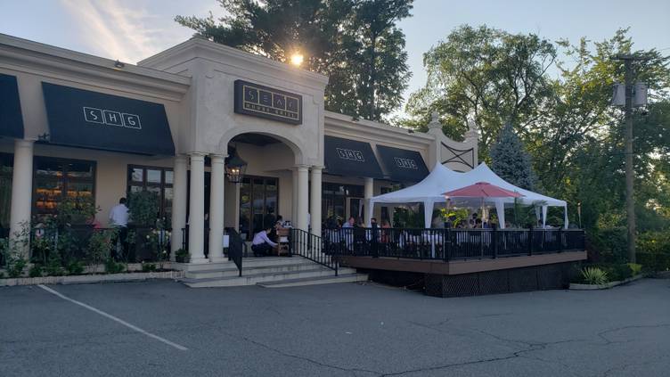 31905206 Sear House Grill