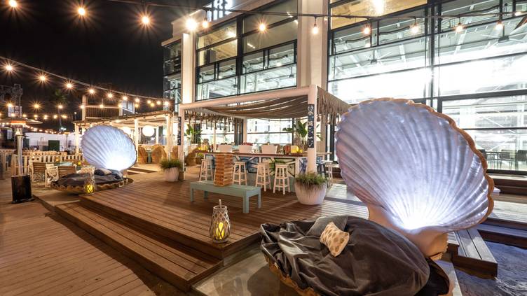 beach house grill