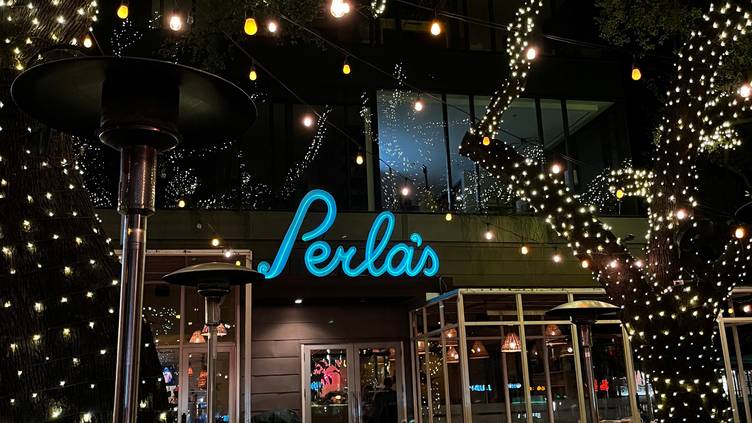 Perla's Seafood and Oyster Bar Restaurant - Austin, TX