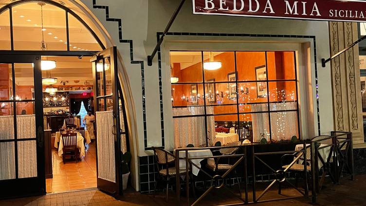 Bedda Mia  Santa Barbara, California, United States - Venue Report