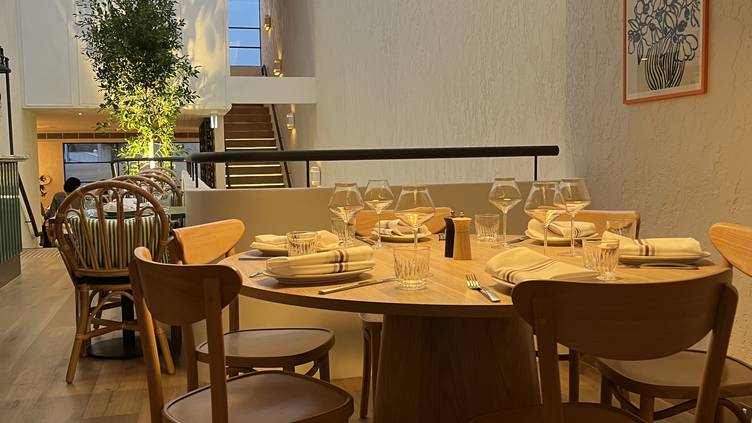 52504646 Grazia Restaurant