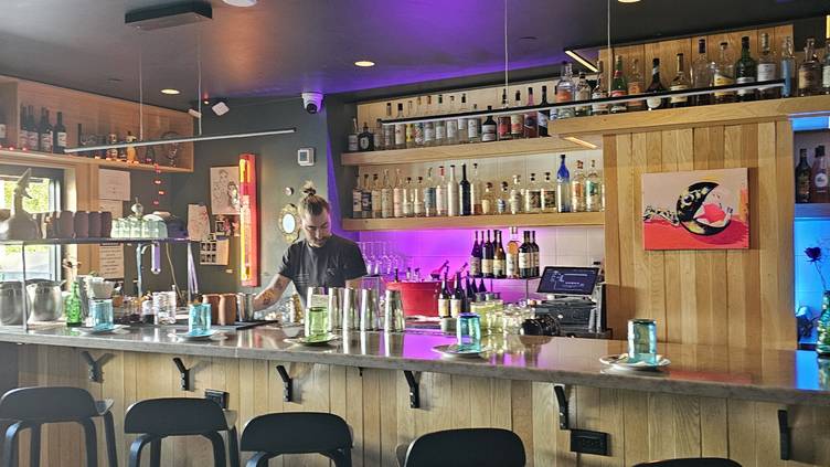 62775967 Belly Kitchen and Bar