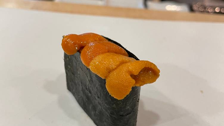 64280024 Sushi Tomoki