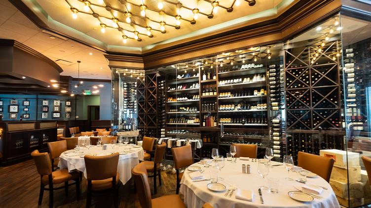 The Grill on the Alley - Westlake Village | United States - Venue Report - The Grill In The Alley Westlake Village