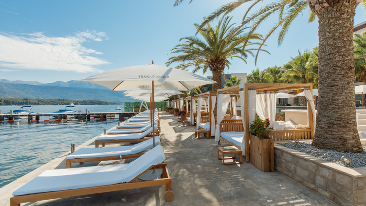 La Perla Beach Club – Montenegro Finest