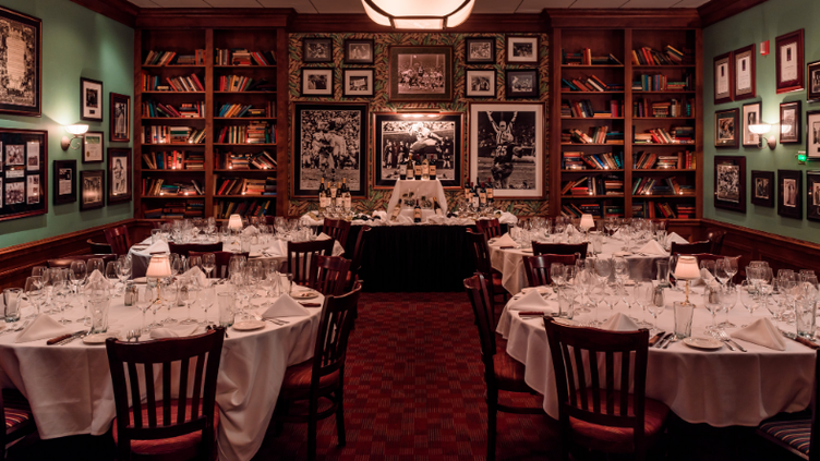 Vince Lombardi's Steakhouse | Wisconsin, United States - Venue Report