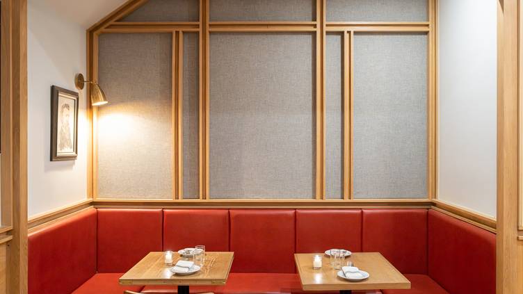 62710953 Haymaker Bar & Kitchen