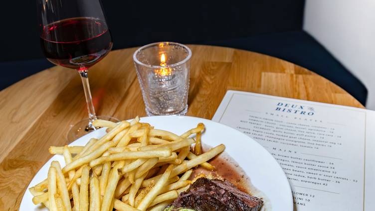 63055127 Deux Bistro