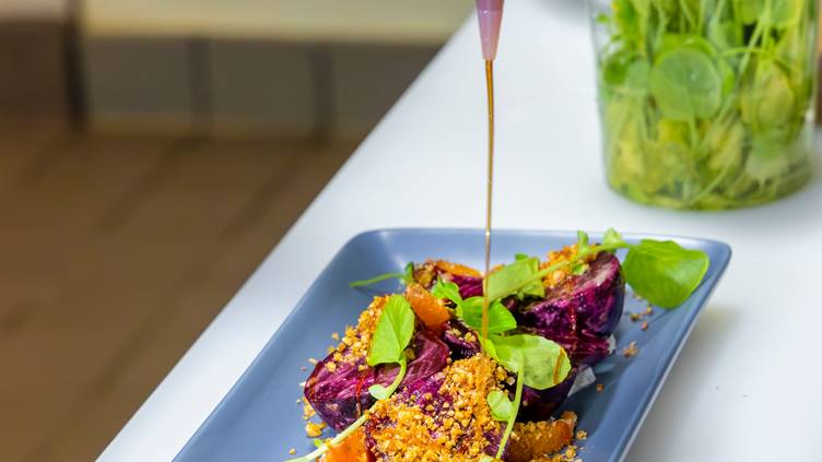 63578279 Deux Bistro