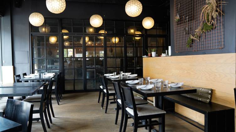注目の福袋！ Saba Chicago - Restaurant Chicago - Bar + Kitchen Italian 小物