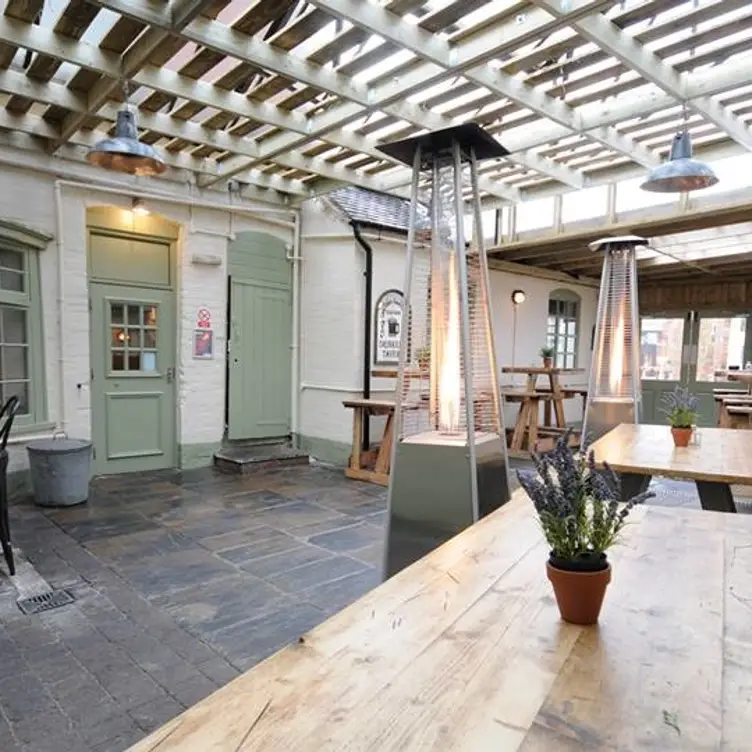 The Kings Head Bar and Grill, Worcester Updated 2024, Mediterranean