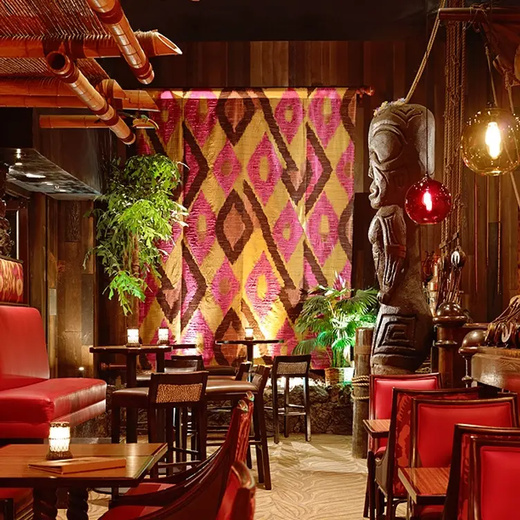 Tonga Room & Hurricane Bar - Fairmont San Francisco Restaurant - San ...