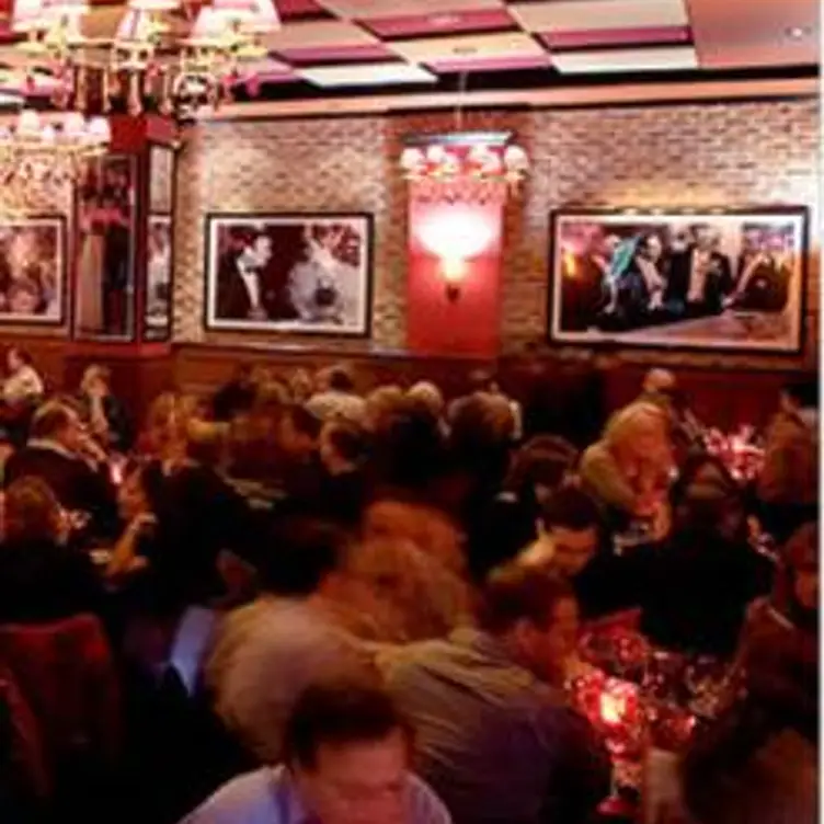 Chat American Grill Updated 2024, American Restaurant in Scarsdale, NY