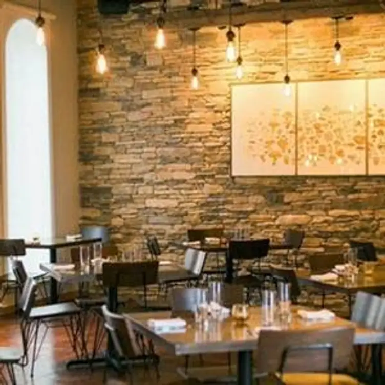 Morel Updated 2024, American Restaurant in Milwaukee, WI