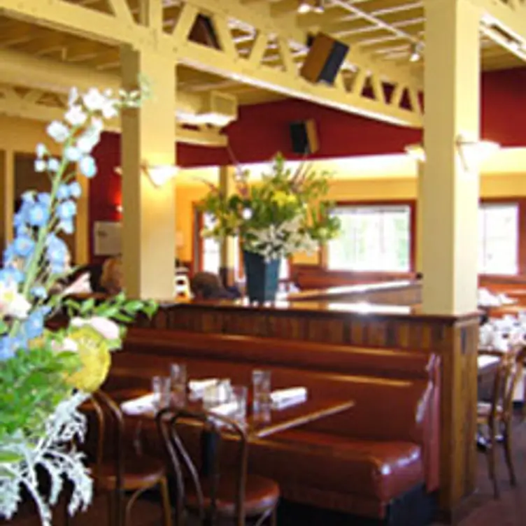 Station House Cafe Updated 2024, American Restaurant in Point Reyes