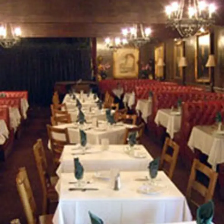 Colombo's Italian Steakhouse & Jazz Club Updated 2024, Italian