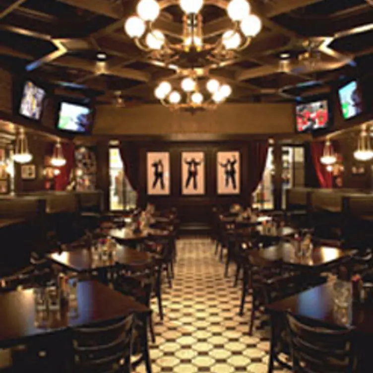 Holy Cow! Burger - Picture of Harry Caray's Tavern on Navy Pier