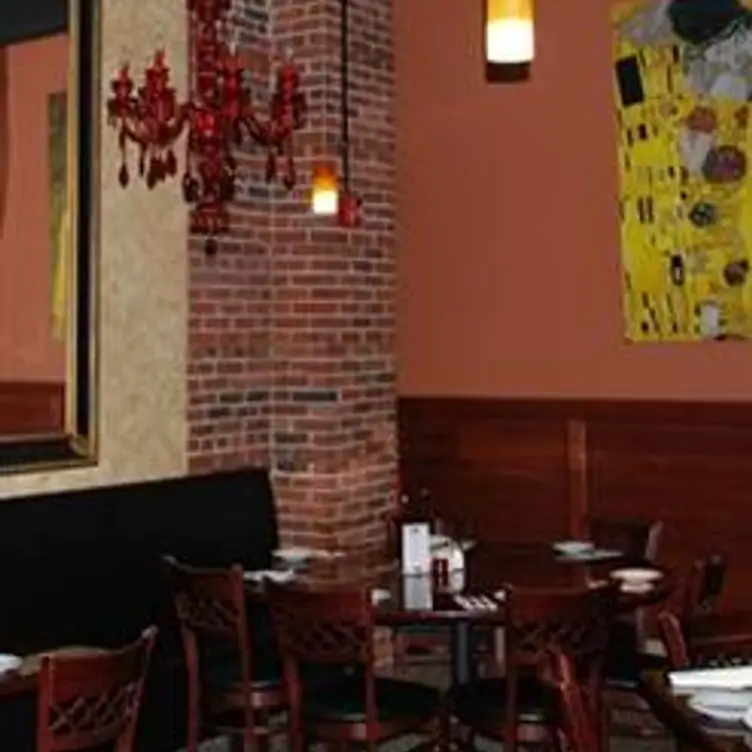 7 West Bistro Grille MD Towson