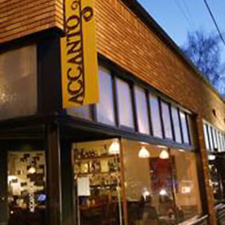 Accanto, Portland, OR