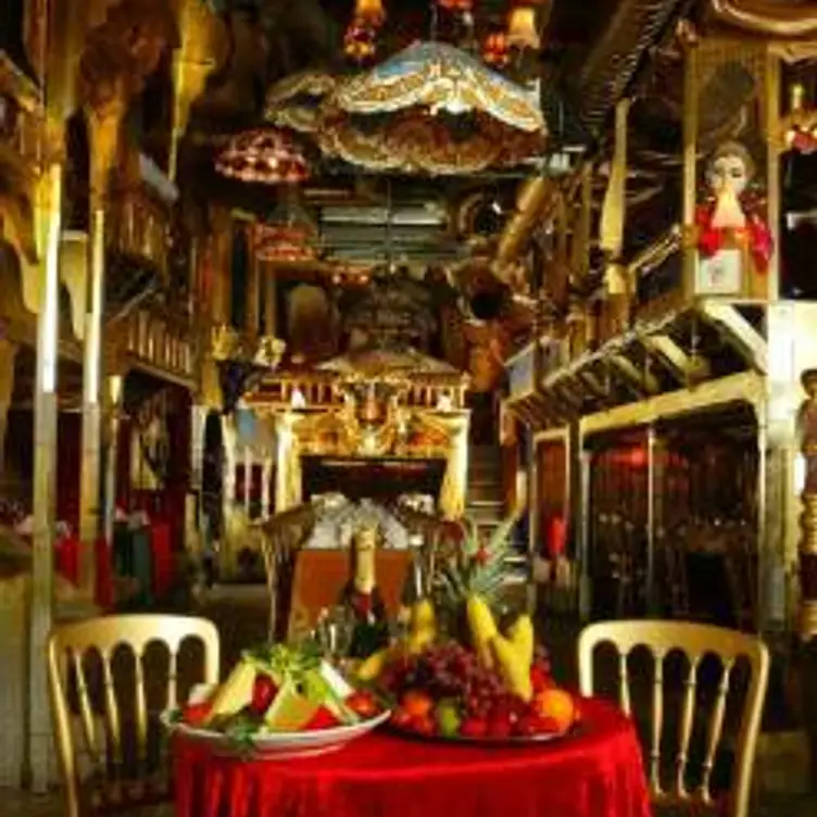 Sarastro, London, 