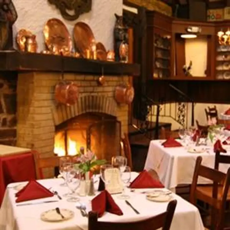 Normandie Farm Updated 2024, American Restaurant in Potomac, MD