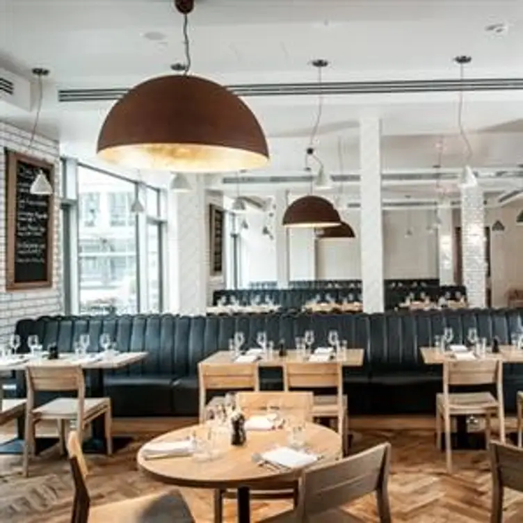 Tom's Kitchen - Canary Wharf, London, 