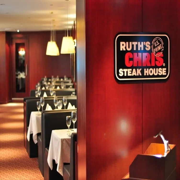 Ruth's Chris Steak House - Marina Bay, Singapore, Singapore