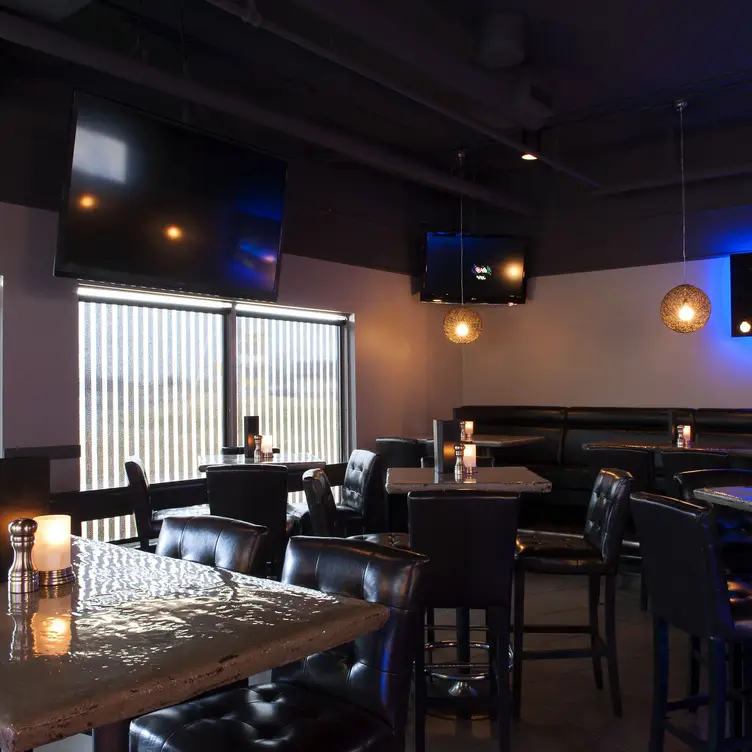 Restaurante Halo Steak Seafood & Wine Bar Calgary, AB OpenTable