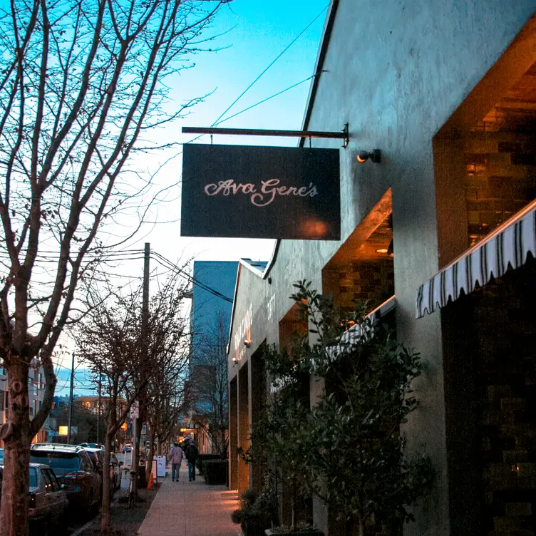 Ava Gene's, Portland, OR
